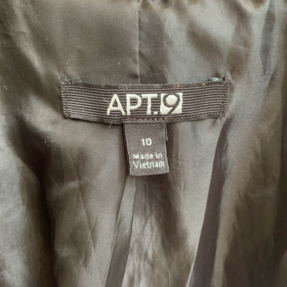 Apt. 9 Two Button Blazer - Picture 7 of 8